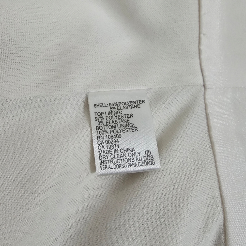Tahari By ASL Off White Raised Collar Sleeveless Solid Crepe Jumpsuit - Picture 7 of 7